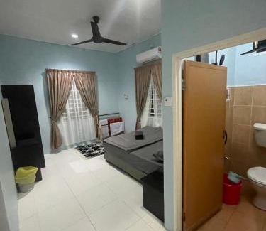 Kawasan Perindustrian Chendering House | Wahee homestay