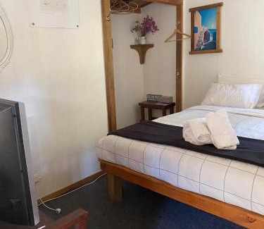 Ostend House | Waiheke Island Guesthouse