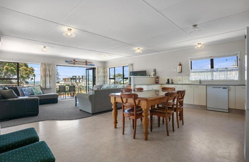 Waihi Beach House | Waihi Beach Break