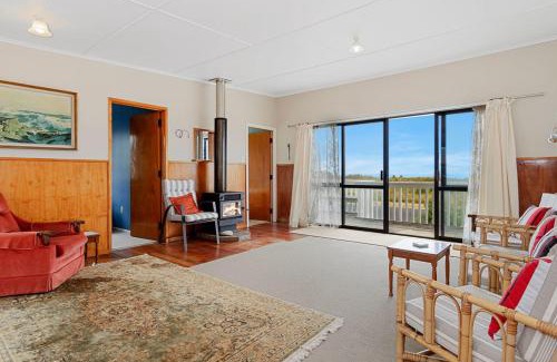Waihi Beach House | Waihi Bliss - Waihi Beach Bach