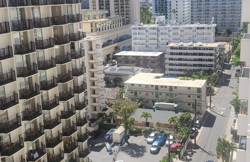 Waikiki Condo | Waikiki Condo Has 2 Bedrooms & 2 Baths, with 1 free parking space.