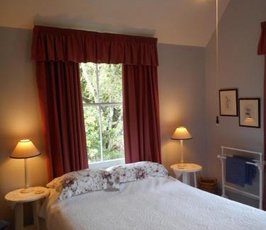 Peel Forest Bed & Breakfast | Waikonini Homestead