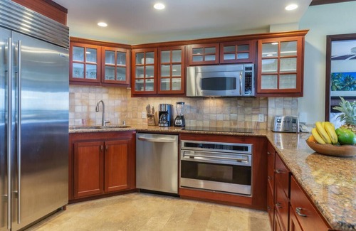 Wailua Condo | Waipouli Beach Resort Exquisite Beautifully Decorated Extra Large Luxury