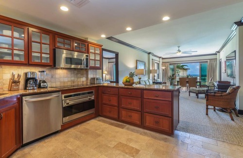 Wailua Condo | Waipouli Beach Resort Exquisite Beautifully Decorated Extra Large Luxury