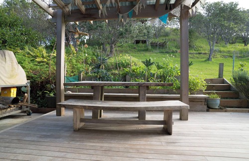Waipu House | Waipu River View, Family friendly & close to beach.