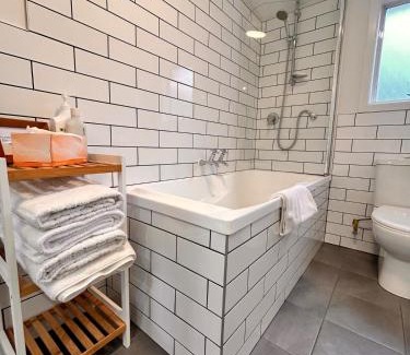 Kerikeri Apartment | Wairere Cottage