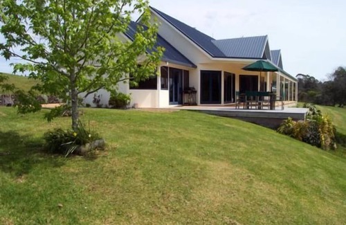 Haruru House | Waitangi River Lodge - Nr. Paihia Bay Of Islands