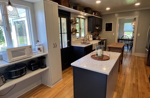 Oneonta House | Wake Robin Cottage - Recent renovation 4 bdrm/4 bath home close to tournaments