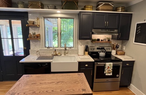Oneonta House | Wake Robin Cottage - Recent renovation 4 bdrm/4 bath home close to tournaments
