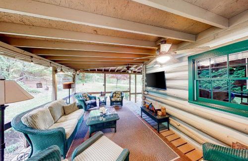 Franklin House | Wake Robin