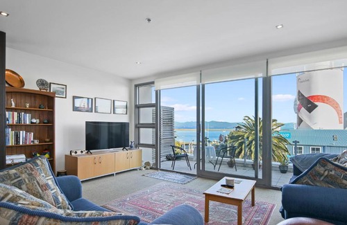 Stepneyville Apartment | Wakefield Wonder - Nelson Holiday Apartment
