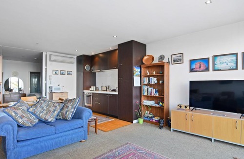 Stepneyville Apartment | Wakefield Wonder - Nelson Holiday Apartment