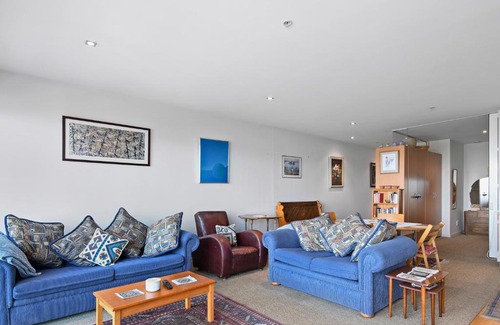 Stepneyville Apartment | Wakefield Wonder - Nelson Holiday Apartment