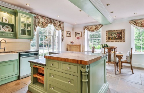 Alkborough House | Walcot Hall
