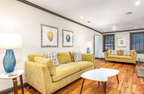 Savannah Victorian District Apartment | Waldburg Garden