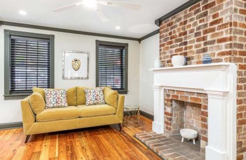 Savannah Victorian District Apartment | Waldburg Garden