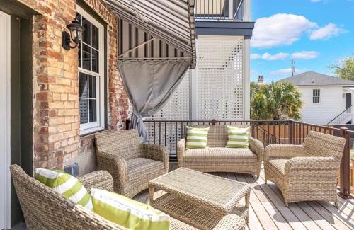 Savannah Victorian District House | Waldburg Terrace