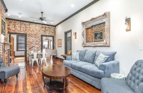 Savannah Victorian District House | Waldburg Terrace