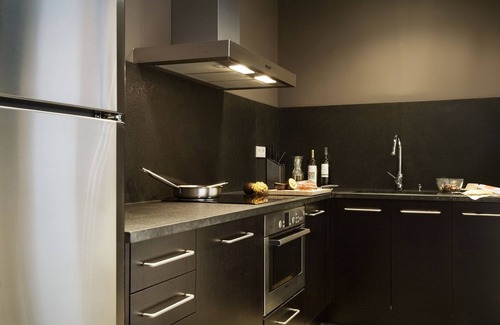 Sant Antoni Apartment | Walden - 2 bed 1 bath apartment, bay window, next To Plaça Catalunyan