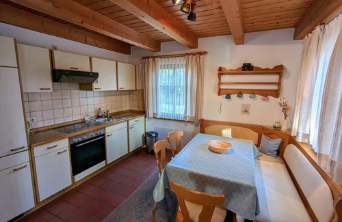 Kattersdorf Apartment | Waldhaus 49 (115sqm) for up to 6 people with barbecue facilities