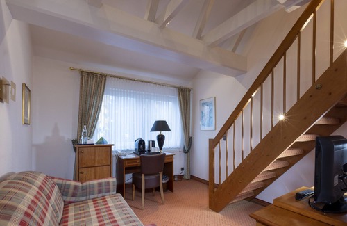 Holzhausen-Externsteine Hotel | Waldhotel Bärenstein
