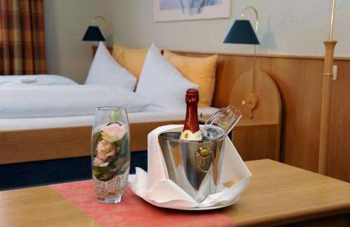 Sayda Hotel | Waldhotel Kreuztanne