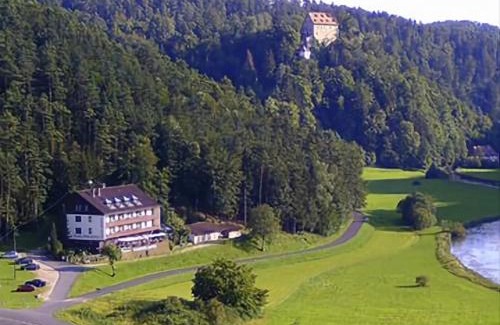 Waischenfeld Hotel | Waldpension Rabeneck