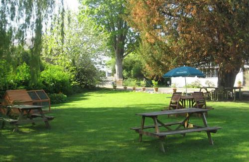 Brampton Bryan Bed & Breakfast | Walford Court
