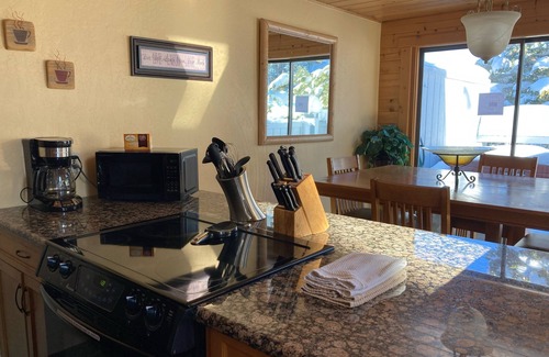 Tahoe Village Condo | Walk 1,000 ft to the slopes & soak in hot tub afterwards!