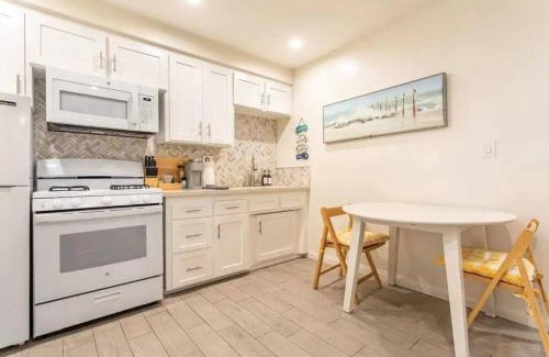 El Porto Apartment | Walk 2 Beach, Parking, AC, WD,15min2LAX,Remodel