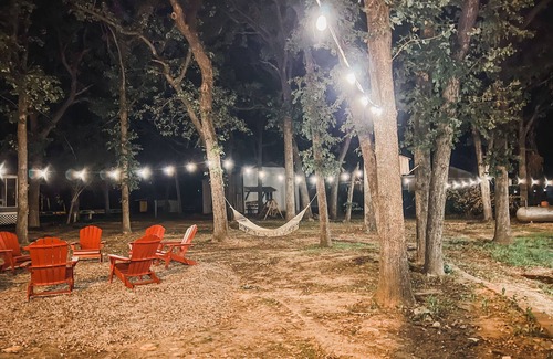 Kingston House | Walk 2 Shore, Boat Ramp, Pool Table, Shuffleboard, Fire Pit, WIFI, Pet Friendly