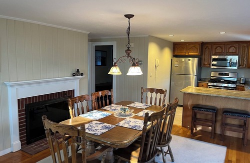 Pocasset House | Walk 600' to the beach. 3 Bed, 2 Bath home on beautiful Cape Cod in Pocasset, MA