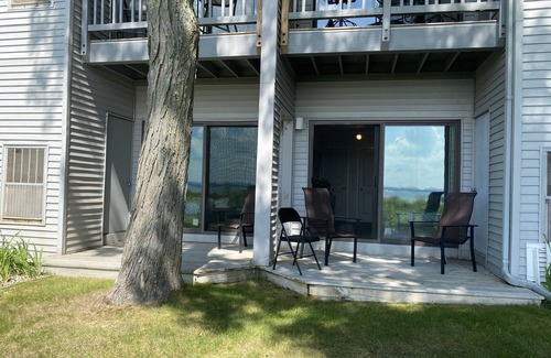 Acme Condo | Walk out your slider onto the beach!