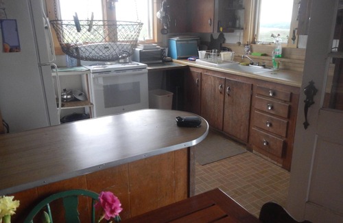 Truro Cottage | Walk to Bay + Hilltop Bay, Harbor, Marsh Views!