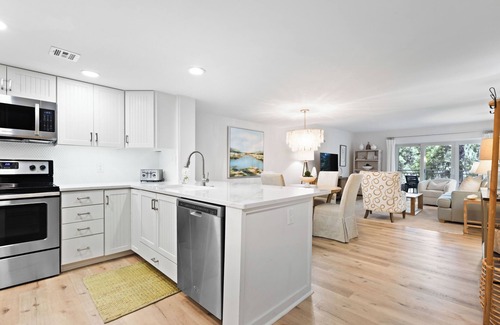 Sea Pines Condo | Walk to Beach Club, Luxury Golf View Villa