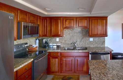 Princeville Condo | Walk To Beach - All Newly Furnished - 2 Bdrm+ Loft Bdrm/2 Bath - WiFi- HDTV