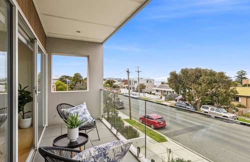 Ocean Grove Apartment | Walk to Beach and shops, Spacious, Ocean Views