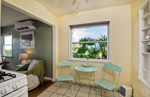 Carlsbad House | Walk To Beach - EV Charger - Outdoor Dining - 2BR