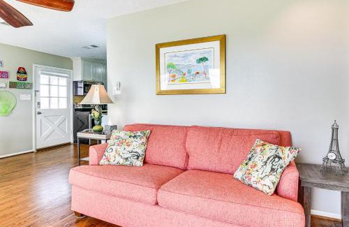Galveston House | Walk to Beach Galveston Home with Patio and Balcony!