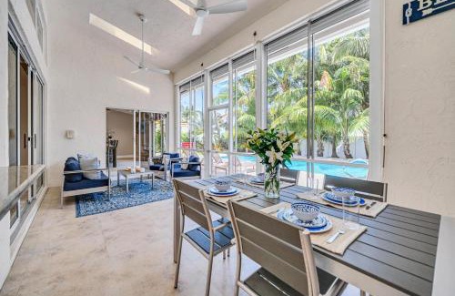 Harbor Beach House | Walk to beach Heated Pool Ample residence Marlin Key