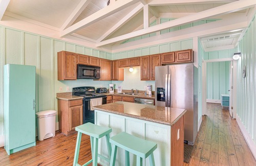 Port Bolivar House | Walk to Beach: Home w/Hot Tub & Deck in Gilchrist