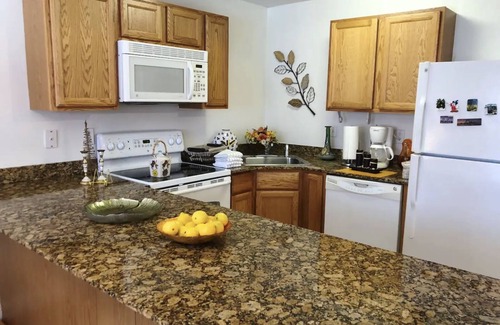 Biloxi Condo | Walk to Beach! King Size Condo!