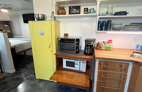 Galveston House | Walk to Beach/Street Trolley Stop-All New 1BR/1BTH No Cleaning Fee! Kitchenette
