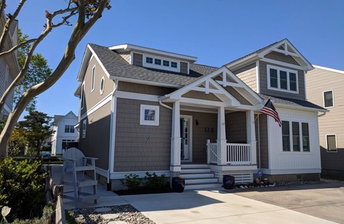 South Bethany Harbor House | Walk to Beautiful South Bethany Beach and on the Canal w/bay access