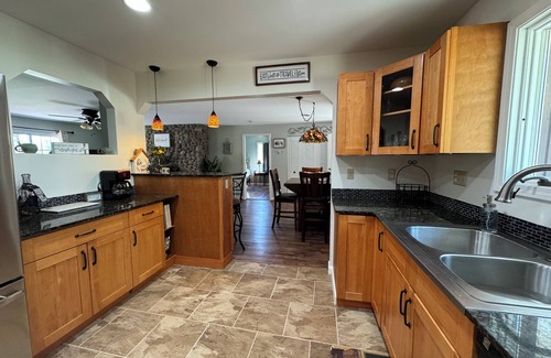 Chautauqua House | Walk to CHQ! Enjoyable 2-bedroom house in Mayville