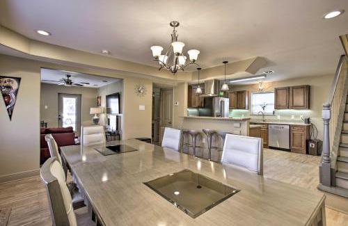 St. Bernard Area House | Walk to City Park Contemporary NOLA Home