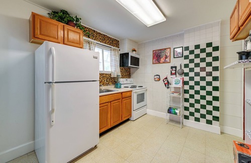 Ithaca House | Walk to Cornell University: Charming Duplex!