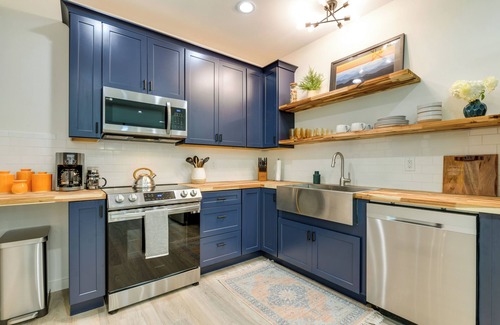 Brevard Apartment | Walk to Downtown Brevard: Apt w/Patio & Fire Pit!