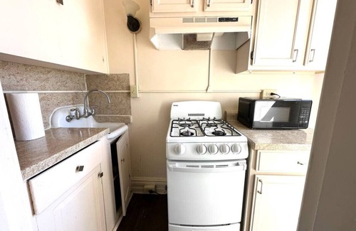 Bay City Apartment | Walk to Downtown from Apt No. 11