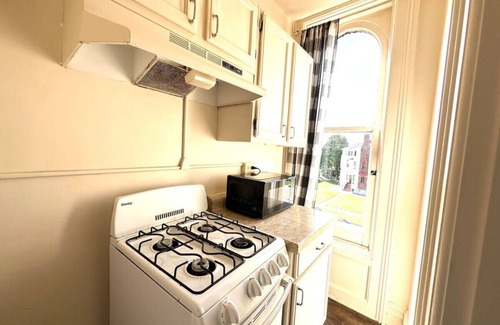 Bay City Apartment | Walk to Downtown from Apt No. 11